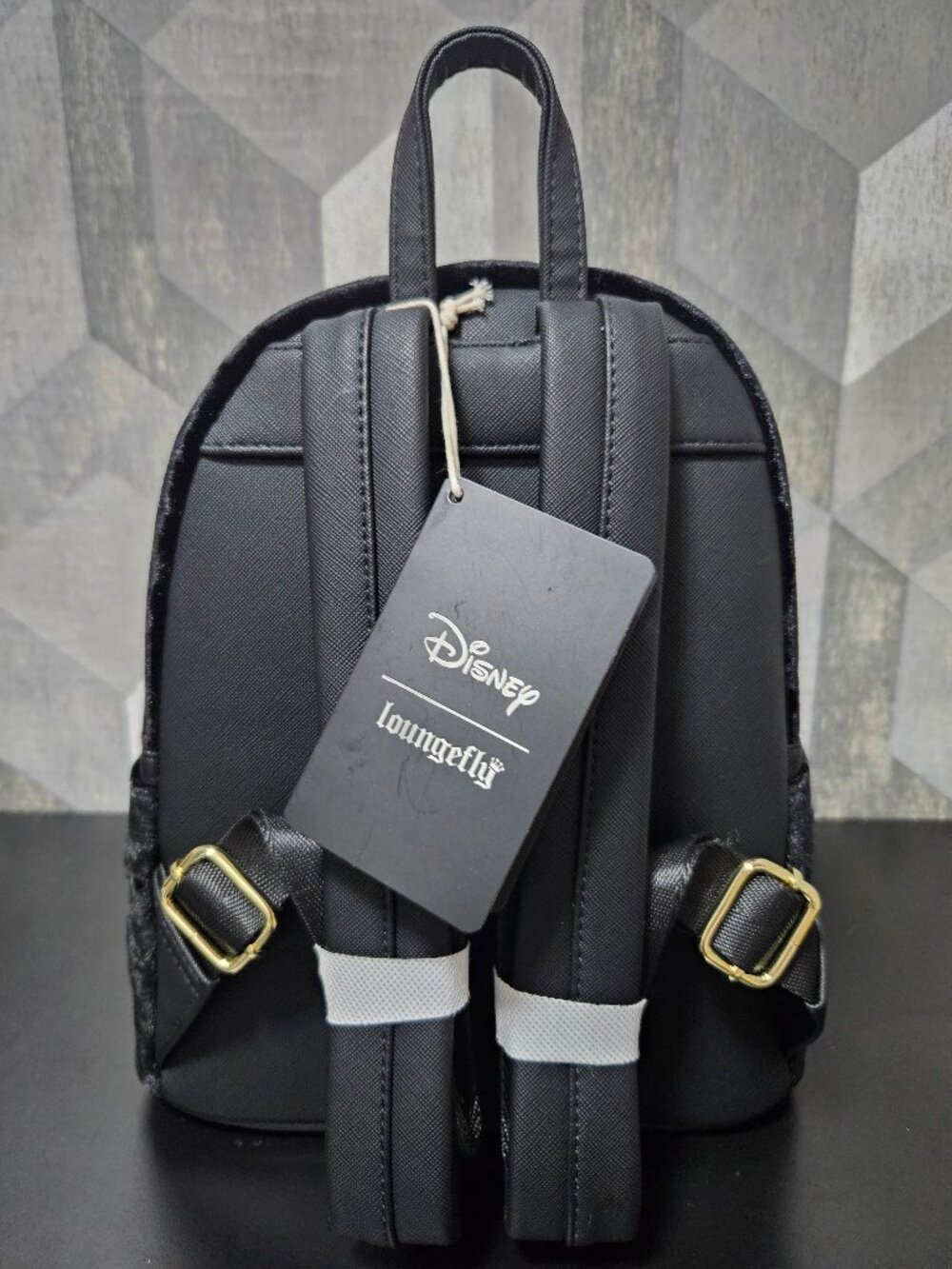 NWT Loungefly Disney Tinker Bell Pixie Dust Black Velvet Mini Backpack 2026 - Picture 4 of 4